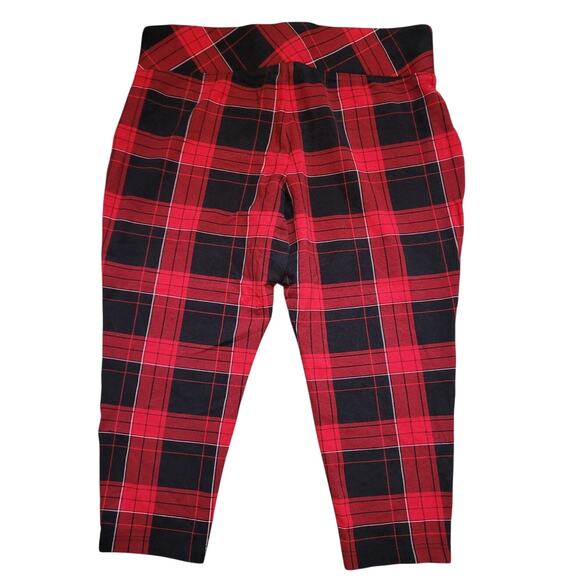 Torrid 2X Capri Pants Red Buffalo Plaid Pull-On Stretch Tartan Holiday Festive - Picture 3 of 8